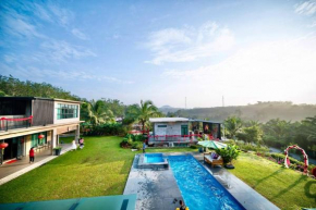 U House Exclusive Retreat in Alor Gajah